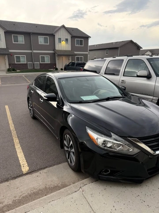 2016 Nissan Altima 5th Gen - Image 3 of 10