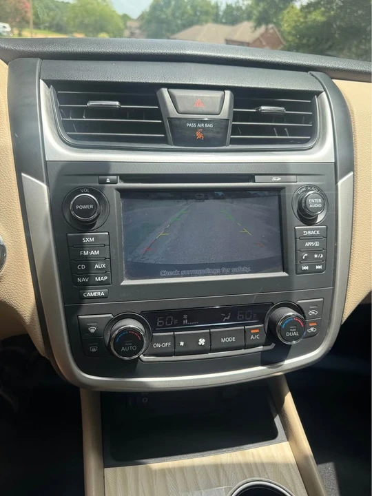 2016 Nissan Altima 5th Gen - Image 11 of 12