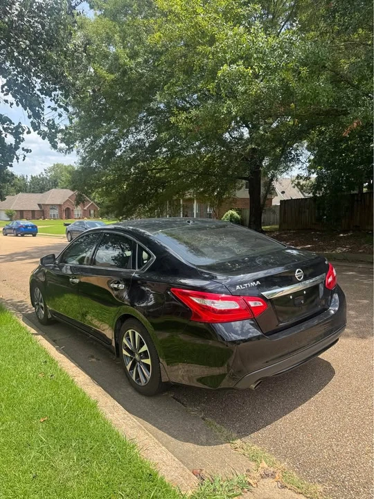 2016 Nissan Altima 5th Gen - Image 3 of 12