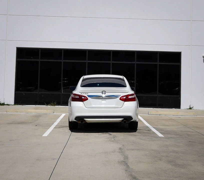2016 Nissan Altima 5th Gen - Image 6 of 16