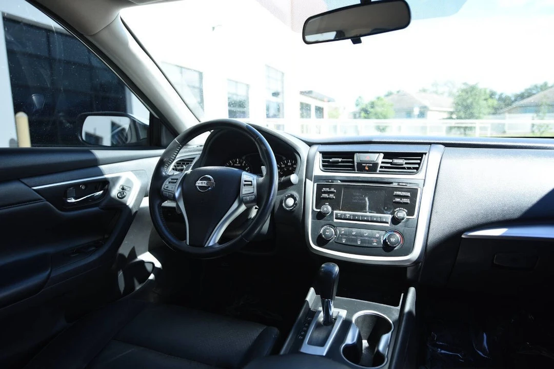 2016 Nissan Altima 5th Gen - Image 16 of 16