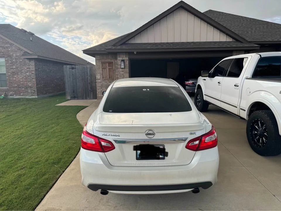 2016 Nissan Altima 5th Gen - Image 3 of 10