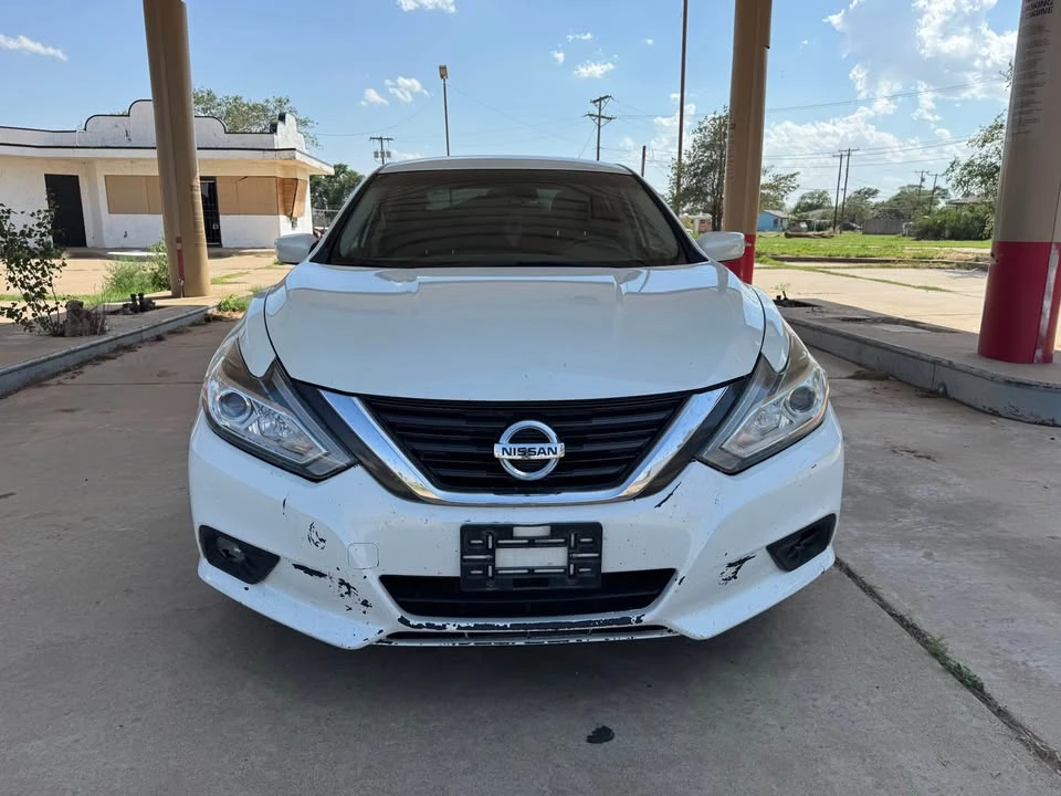 2016 Nissan Altima 5th Gen - Image 2 of 13