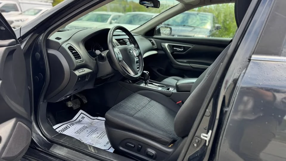2016 Nissan Altima 5th Gen - Image 10 of 20