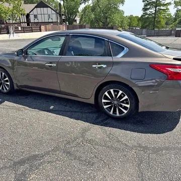 2016 Nissan Altima 2.5 SV