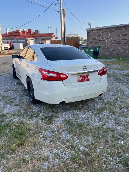 2016 Nissan Altima 5th Gen - Image 10 of 11