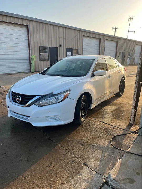 2016 Nissan Altima 5th Gen - Image 2 of 11