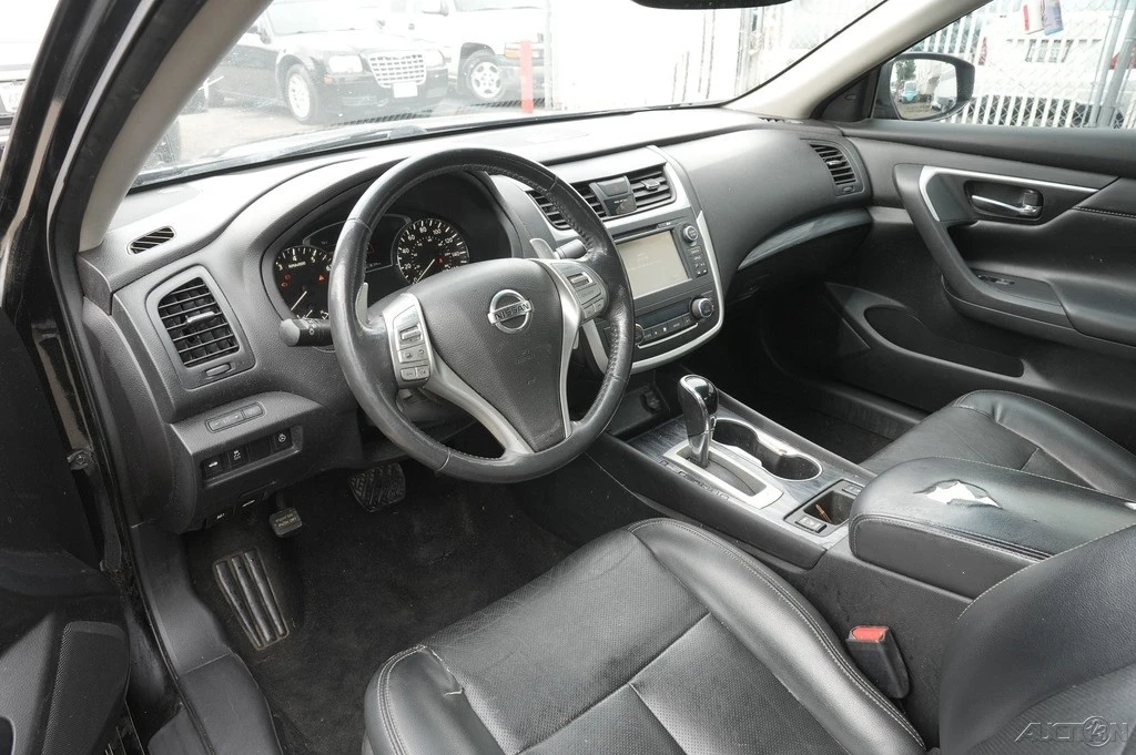2016 Nissan Altima 5th Gen - Image 13 of 21