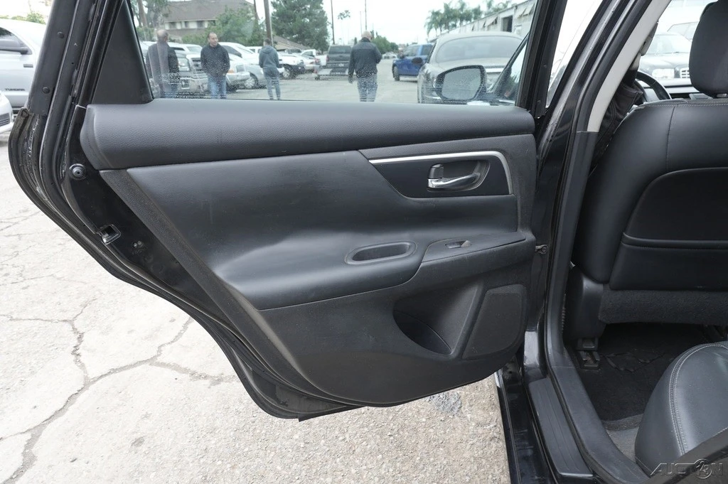 2016 Nissan Altima 5th Gen - Image 19 of 21
