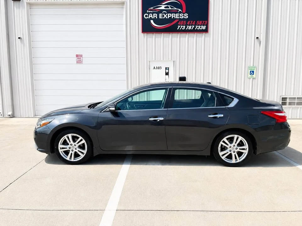 2016 Nissan Altima 5th Gen - Image 5 of 15