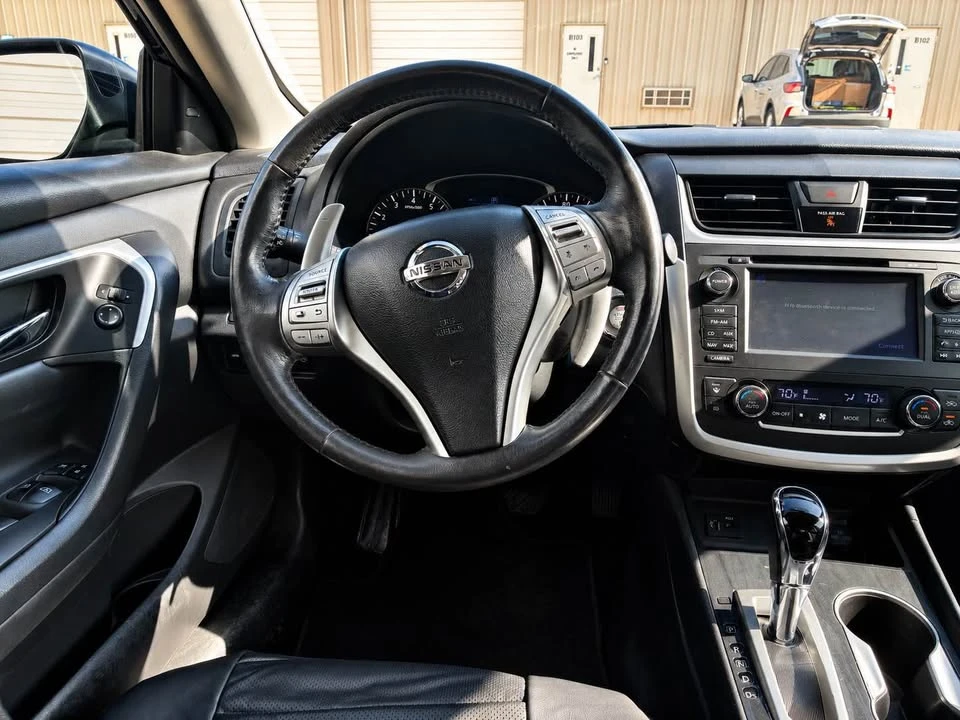 2016 Nissan Altima 5th Gen - Image 10 of 15