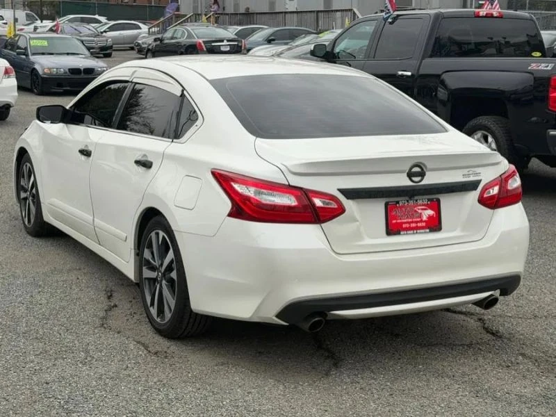 2016 Nissan Altima 5th Gen - Image 6 of 12