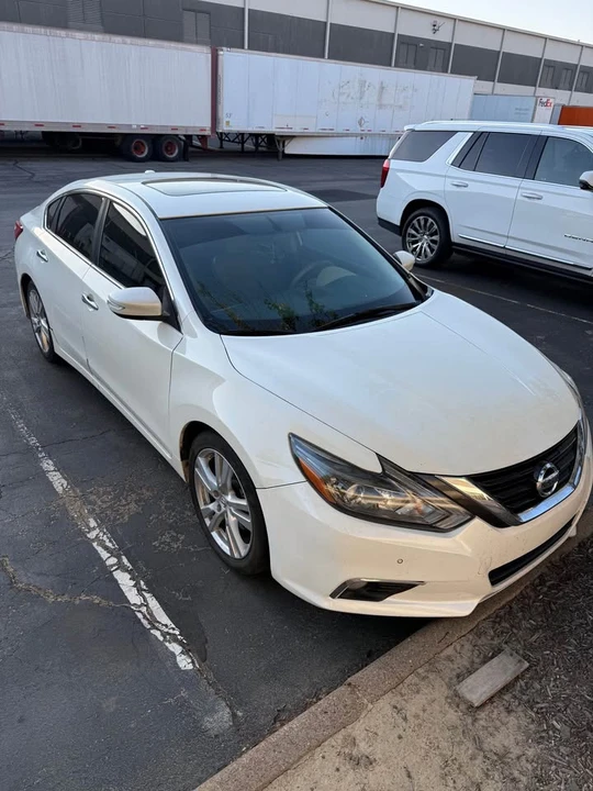2016 Nissan Altima 5th Gen - Image 4 of 7