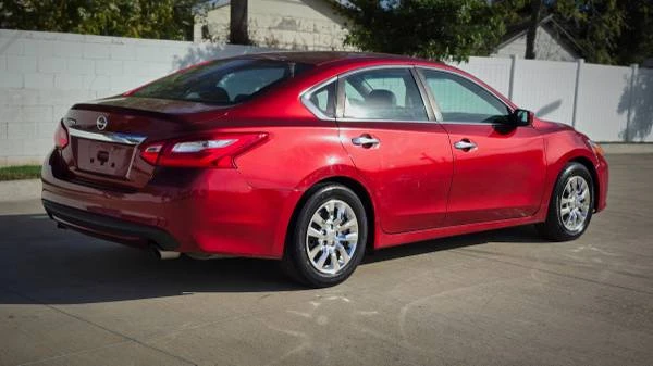 2016 Nissan Altima 5th Gen - Image 6 of 10