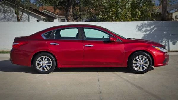 2016 Nissan Altima 5th Gen - Image 5 of 10