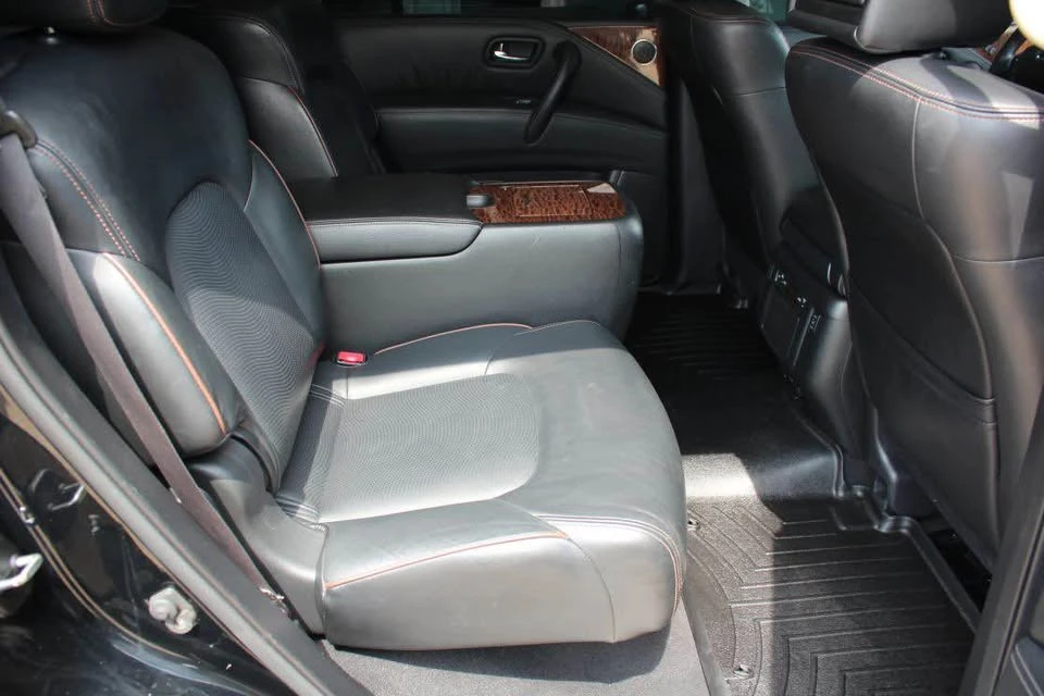 2016 Nissan Armada - Image 10 of 20