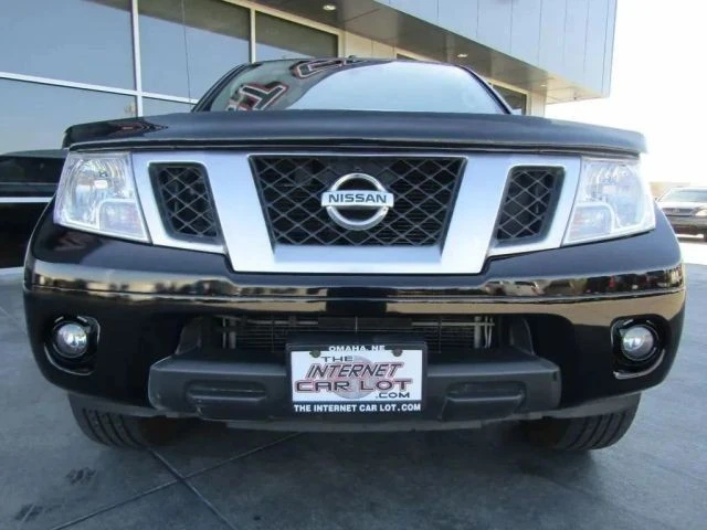 2016 Nissan Frontier 2nd Gen - Image 2 of 12