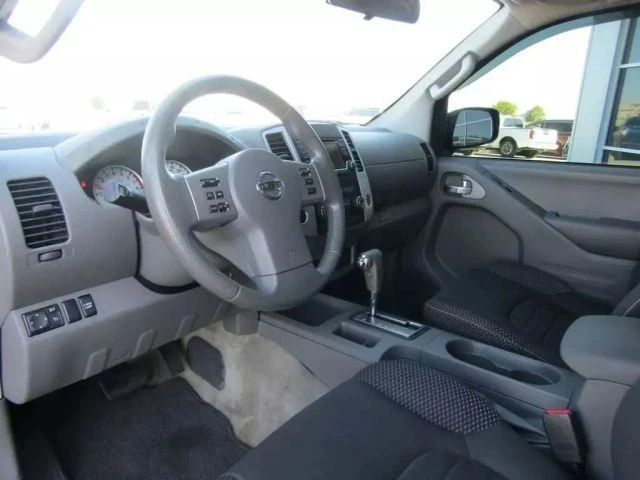 2016 Nissan Frontier 2nd Gen - Image 10 of 12