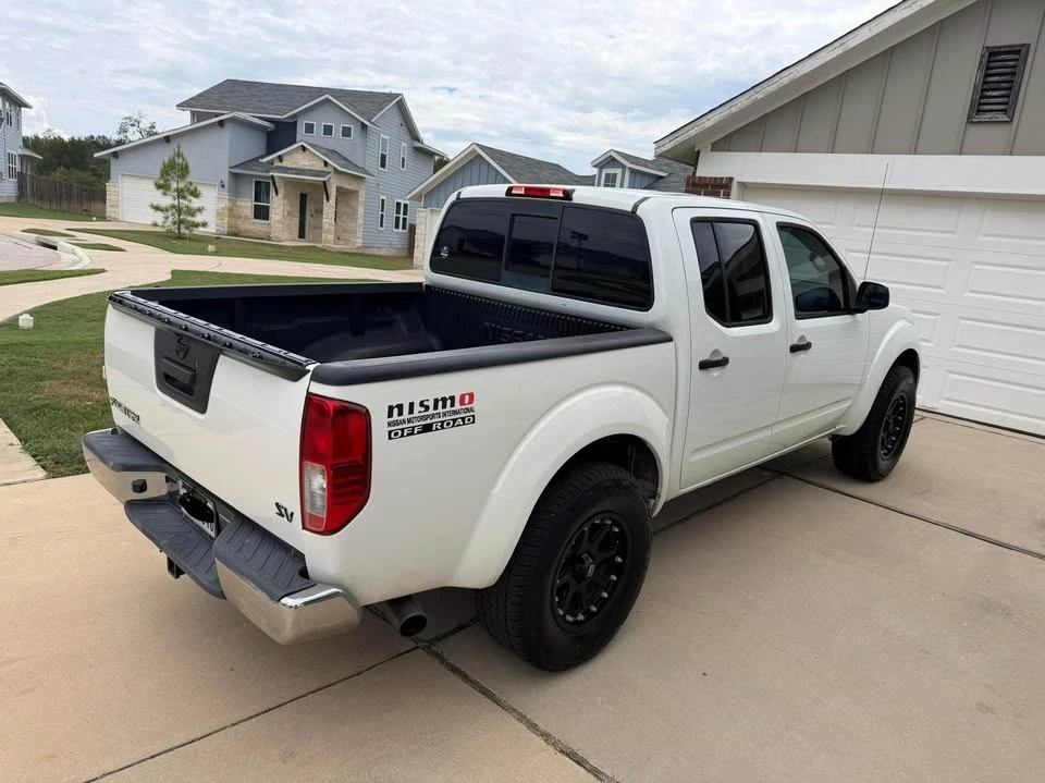 2016 Nissan Frontier 2nd Gen - Image 5 of 13