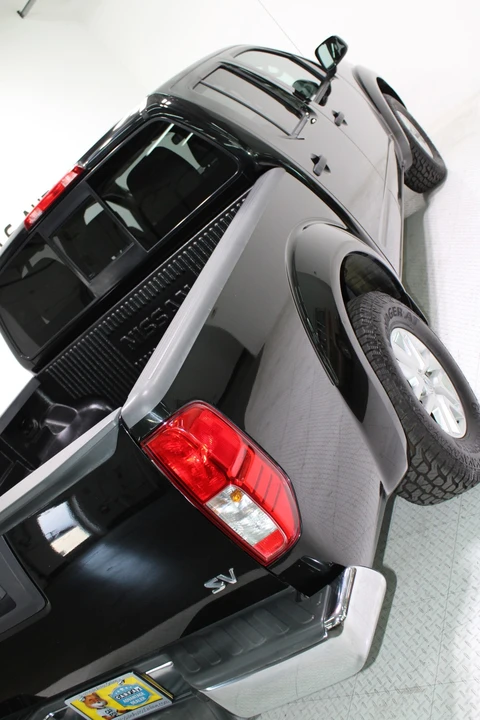2016 Nissan Frontier 2nd Gen - Image 17 of 21