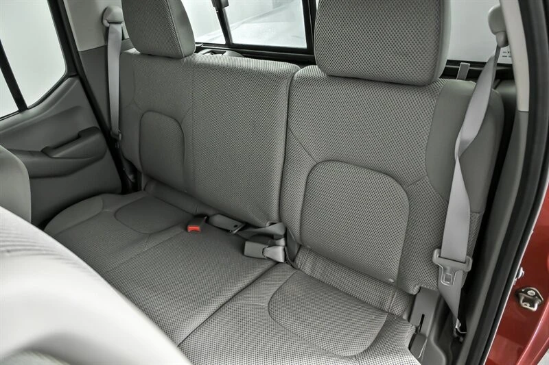 2016 Nissan Frontier 2nd Gen - Image 17 of 21