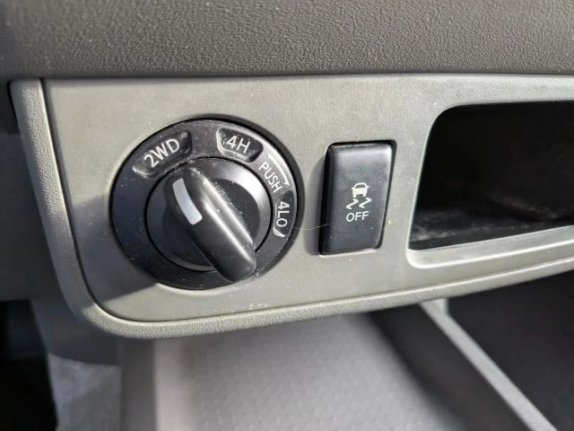 2016 Nissan Frontier 2nd Gen - Image 13 of 18