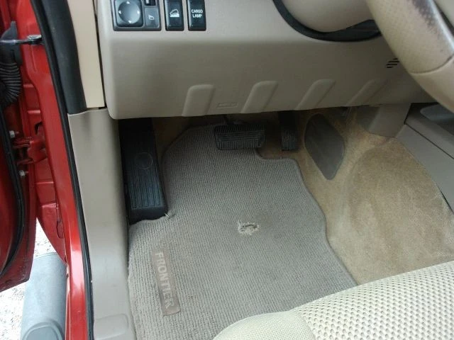 2016 Nissan Frontier 2nd Gen - Image 15 of 21