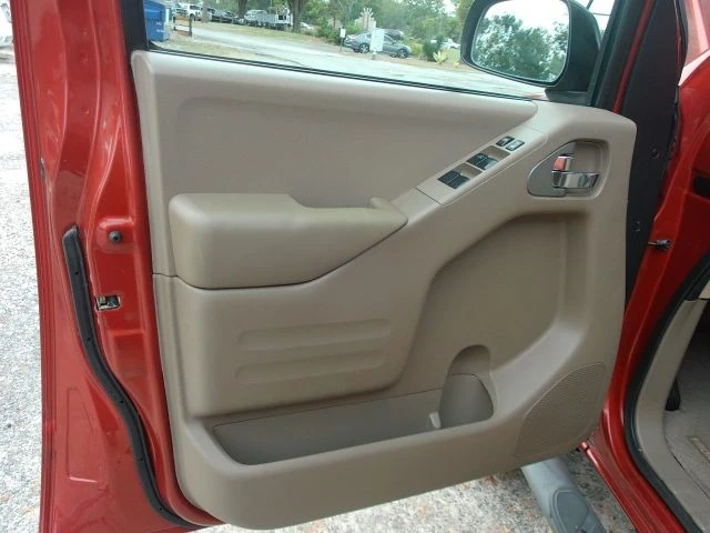 2016 Nissan Frontier 2nd Gen - Image 11 of 21