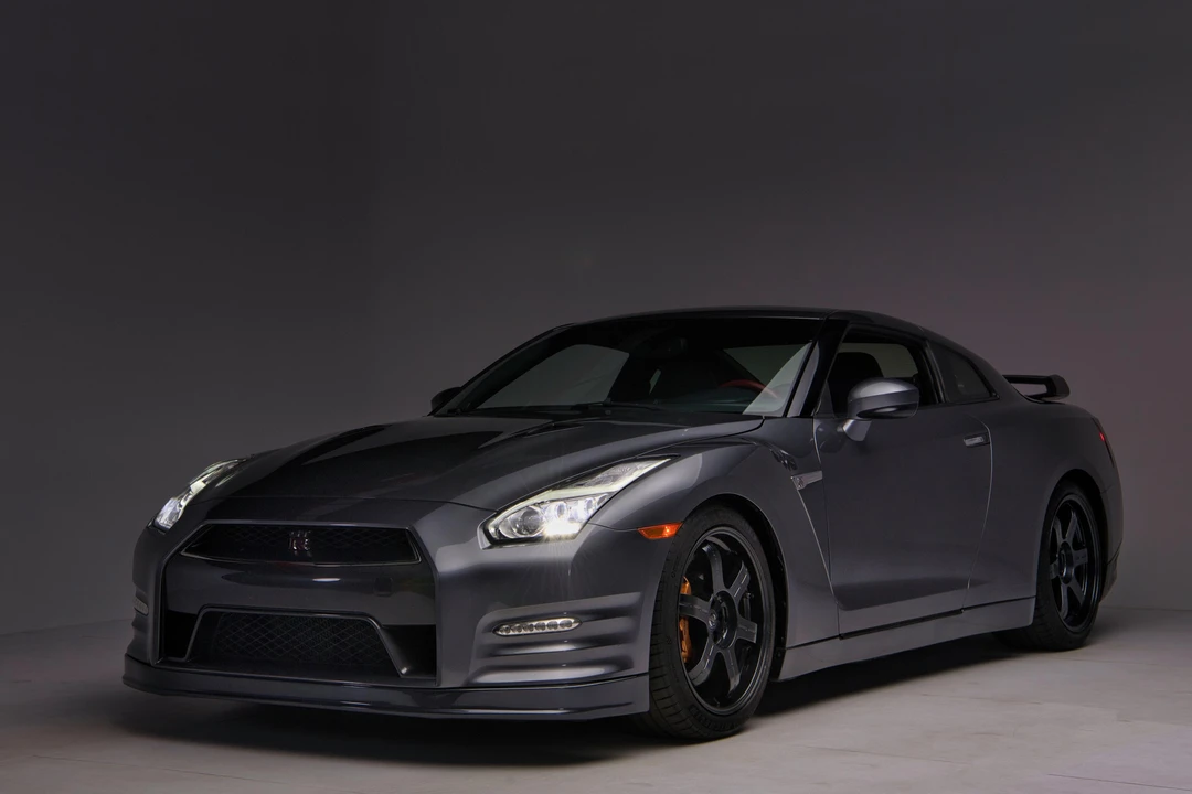 2016 Nissan R35 GT-R Black Edition - Image 17 of 31