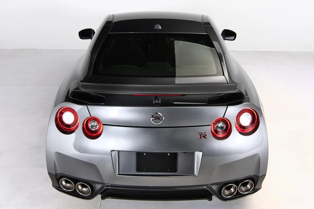 2016 Nissan R35 GT-R Black Edition - Image 11 of 31