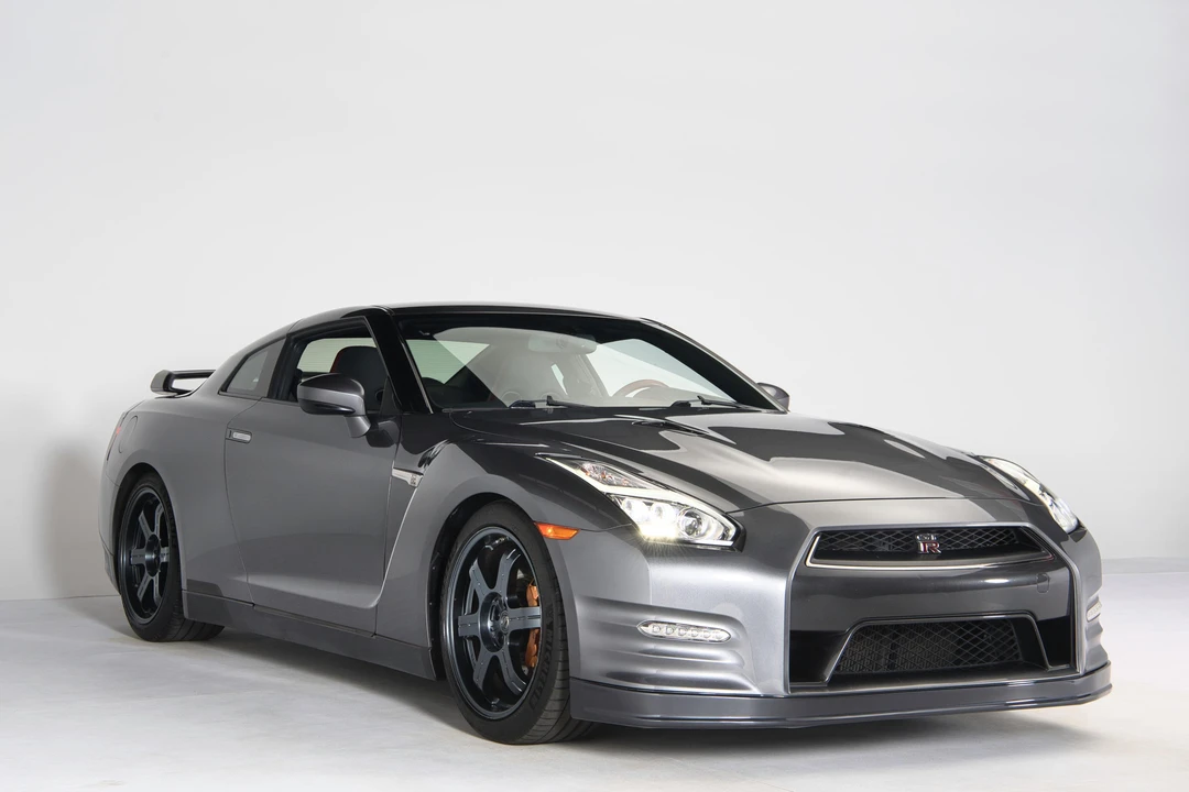 2016 Nissan R35 GT-R Black Edition - Image 3 of 31