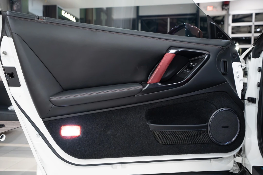 2016 Nissan R35 GT-R NISMO - Image 5 of 31