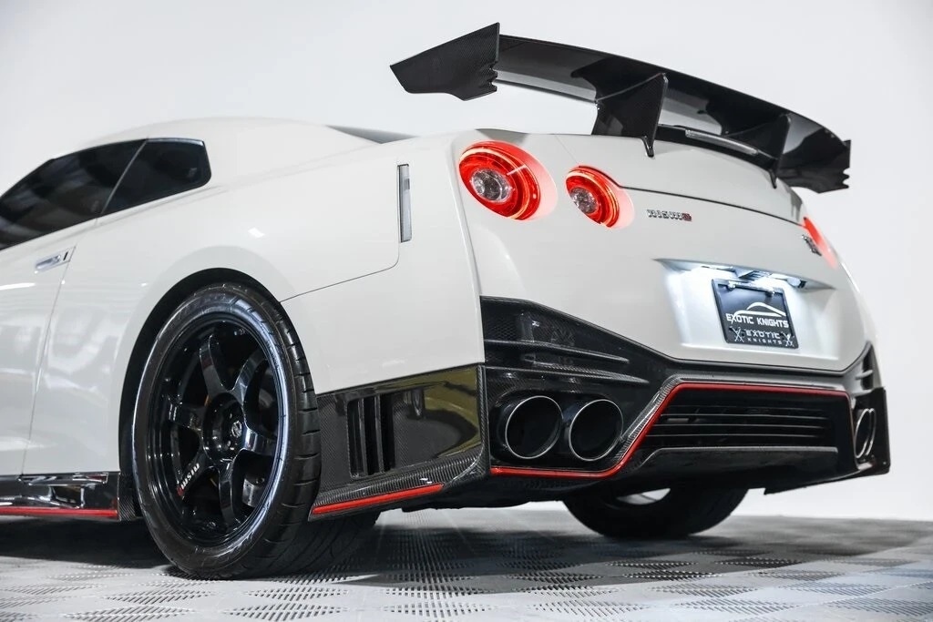 2016 Nissan R35 GT-R NISMO - Image 17 of 21