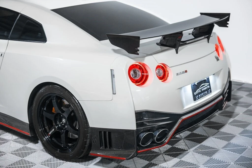 2016 Nissan R35 GT-R NISMO - Image 16 of 21