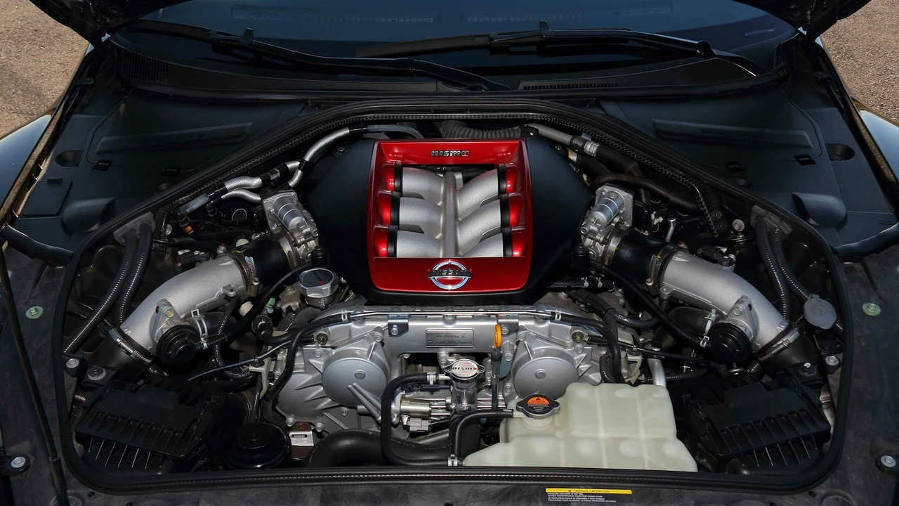 2016 Nissan R35 GT-R NISMO - Image 13 of 25