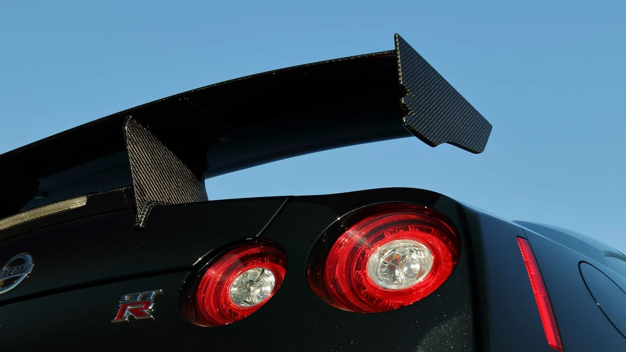 2016 Nissan R35 GT-R NISMO - Image 21 of 25