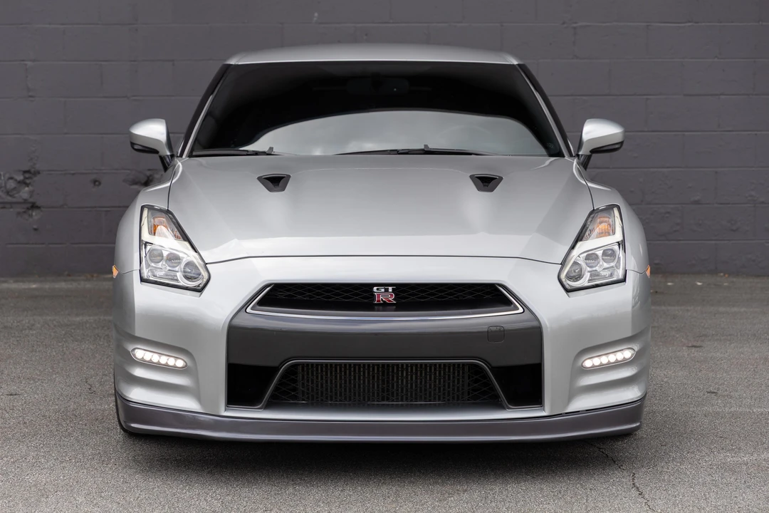 2016 Nissan R35 GT-R Premium - Image 2 of 31