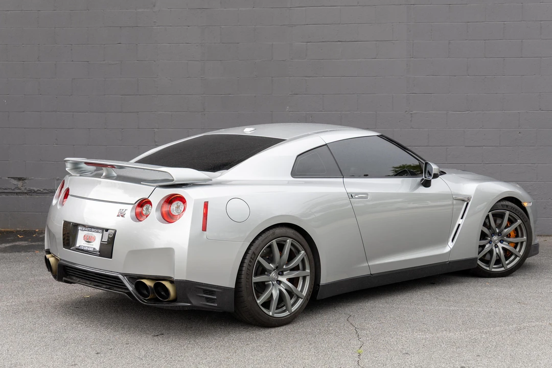 2016 Nissan R35 GT-R Premium - Image 14 of 31