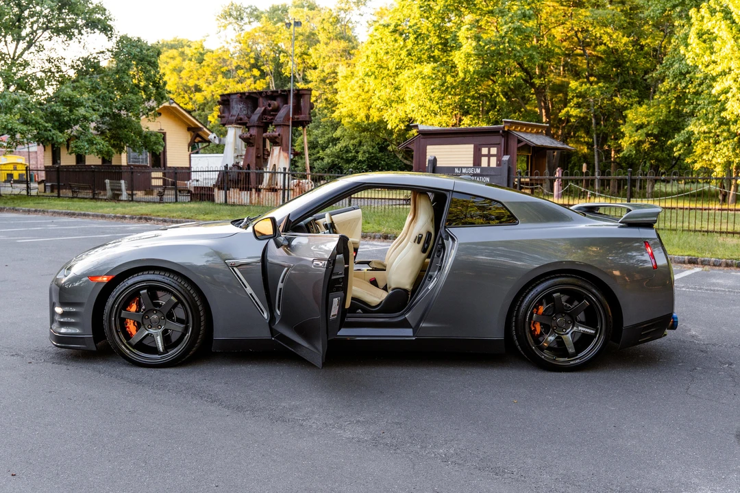 2016 Nissan R35 GT-R Premium - Image 11 of 31