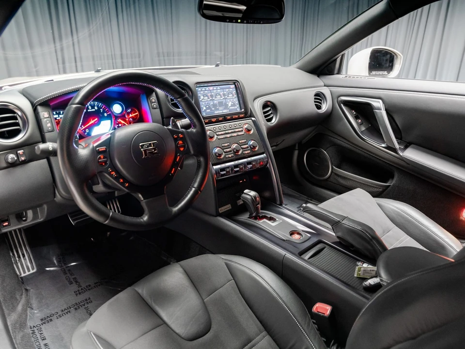 2016 Nissan R35 GT-R Premium - Image 4 of 31