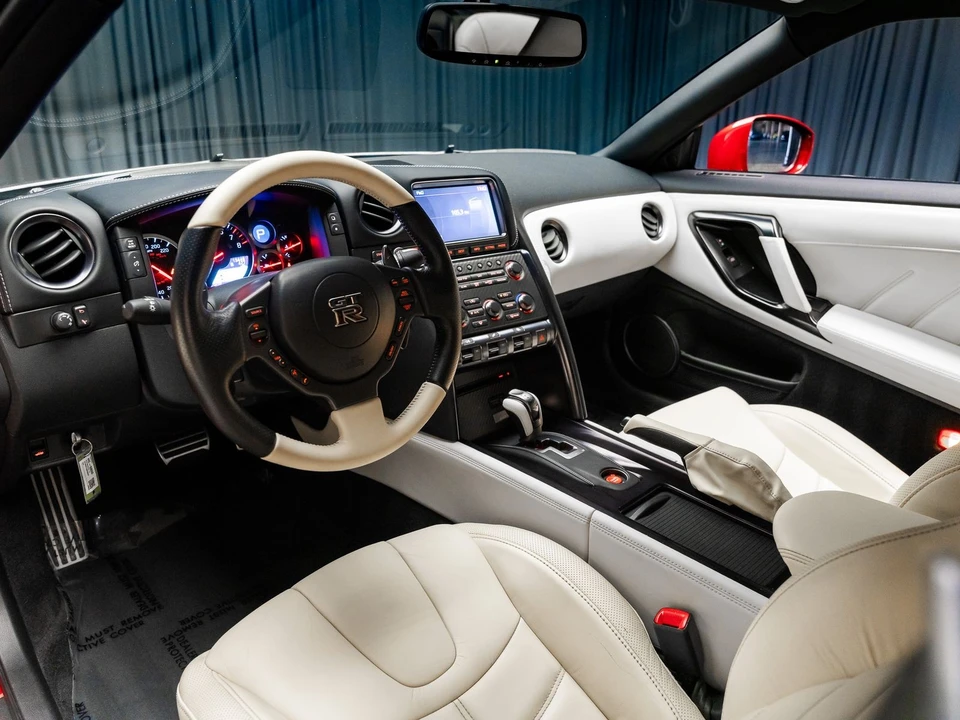 2016 Nissan R35 GT-R Premium - Image 8 of 31