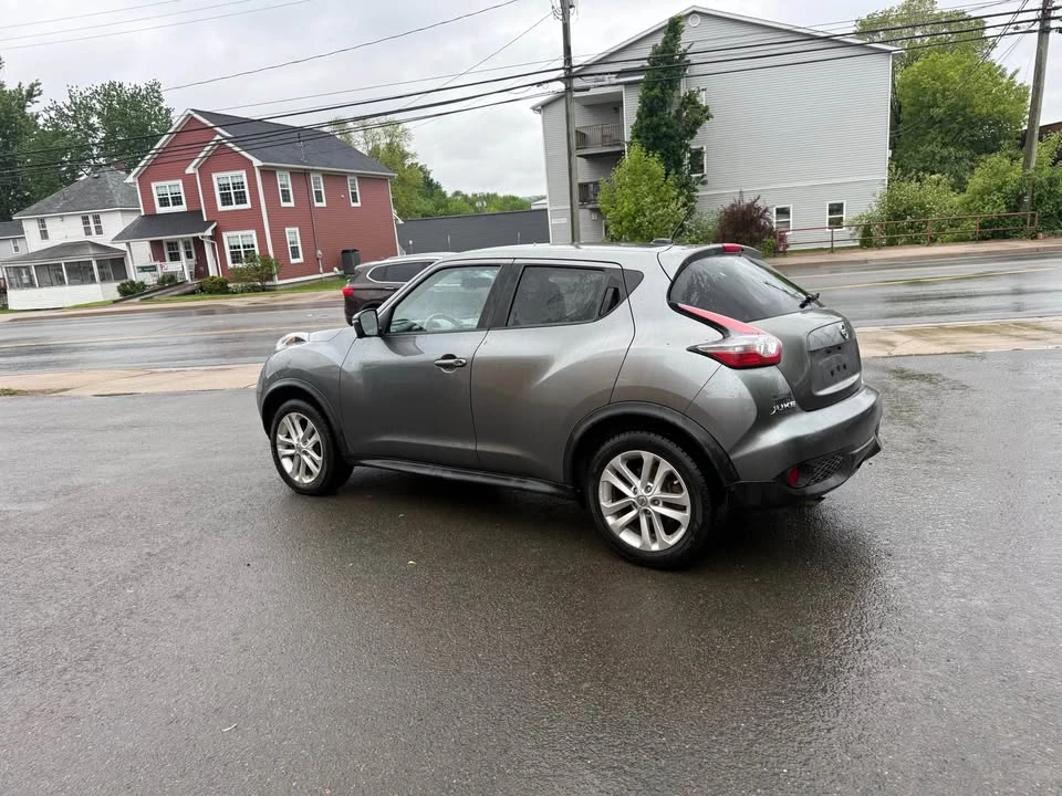 2016 Nissan Juke - Image 7 of 11
