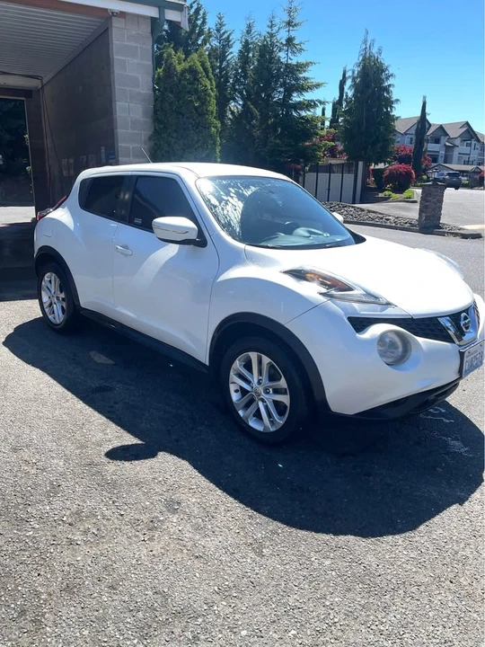 2016 Nissan Juke - Image 2 of 17