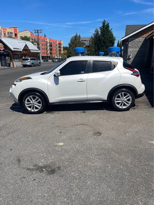2016 Nissan Juke - Image 5 of 17