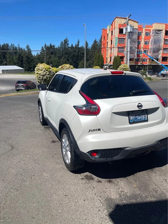 2016 Nissan Juke - Image 6 of 17