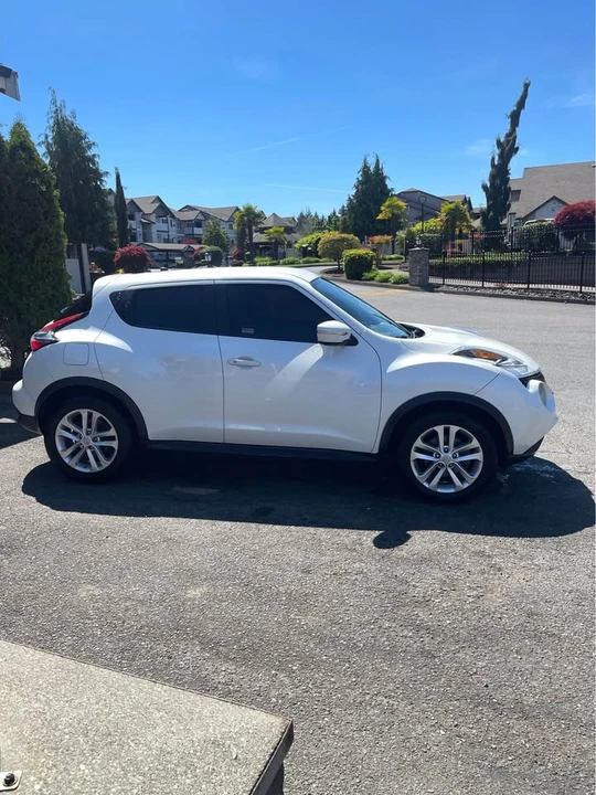 2016 Nissan Juke - Image 9 of 17
