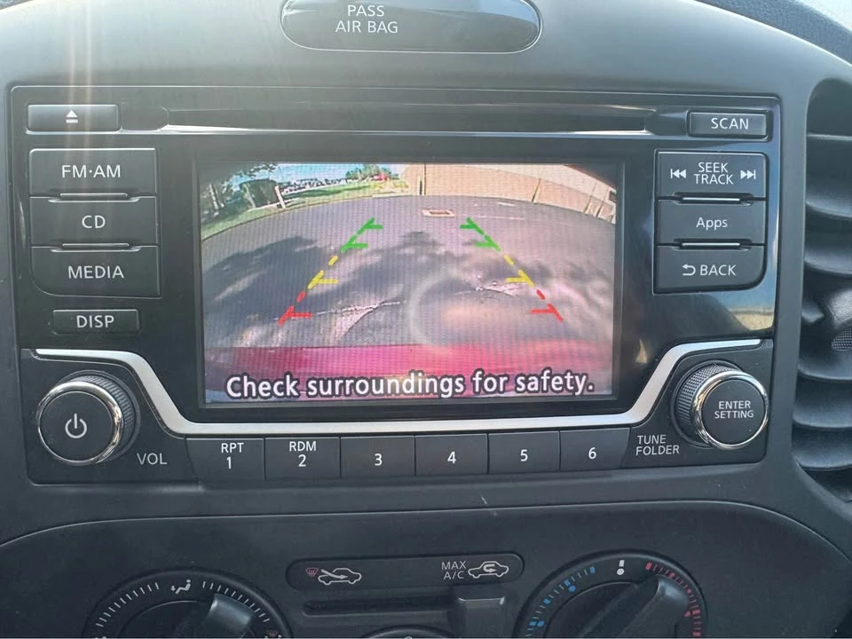 2016 Nissan Juke - Image 12 of 12