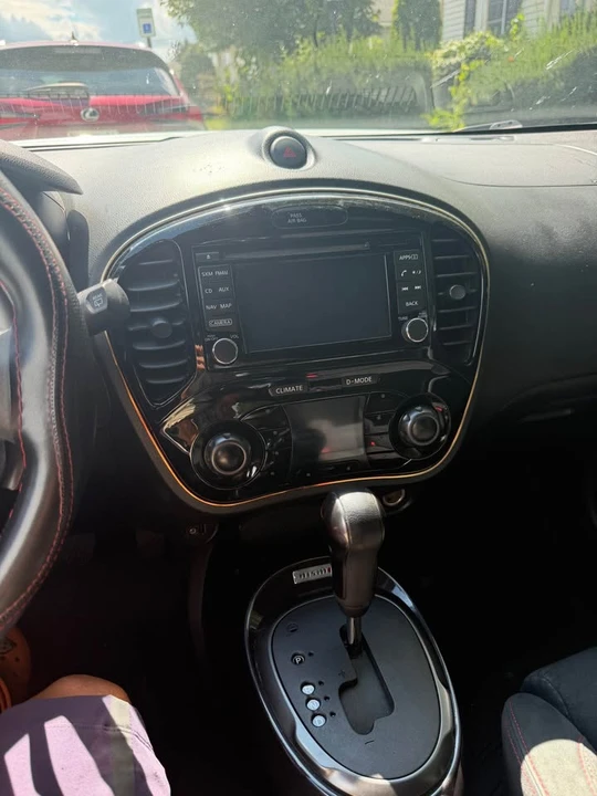 2016 Nissan Juke - Image 11 of 19