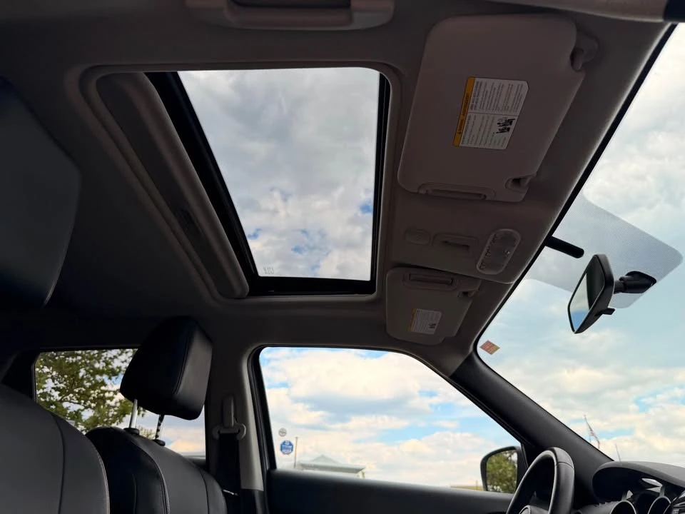 2016 Nissan Juke - Image 9 of 19