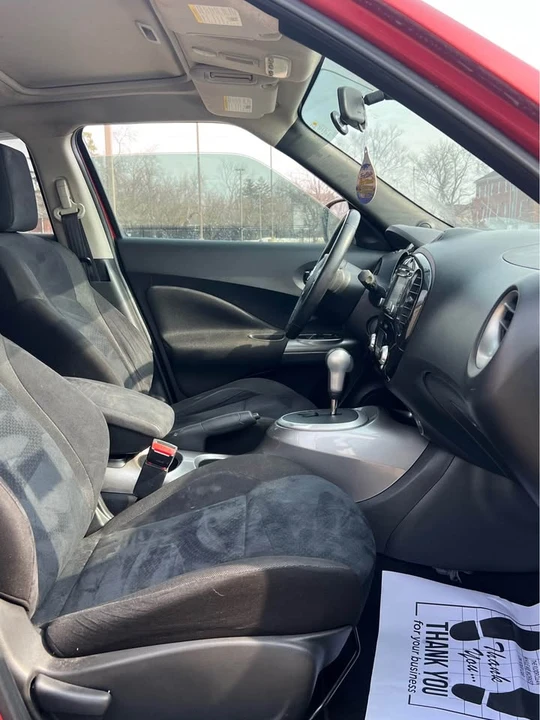 2016 Nissan Juke - Image 13 of 20